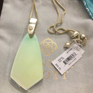 Kendra Scott Dichroic Pendant. NWT.